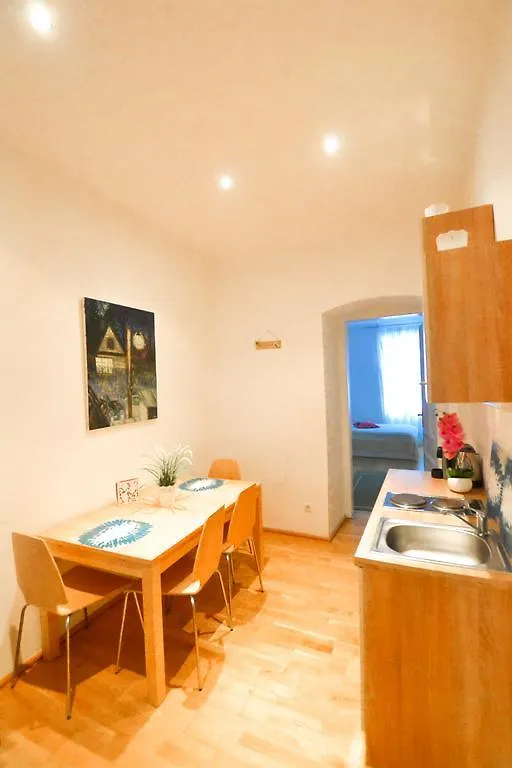 Appartement Liechtenstein Vienna Apartment
